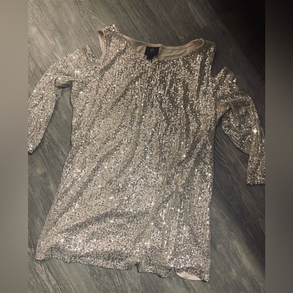 Sequence dress top